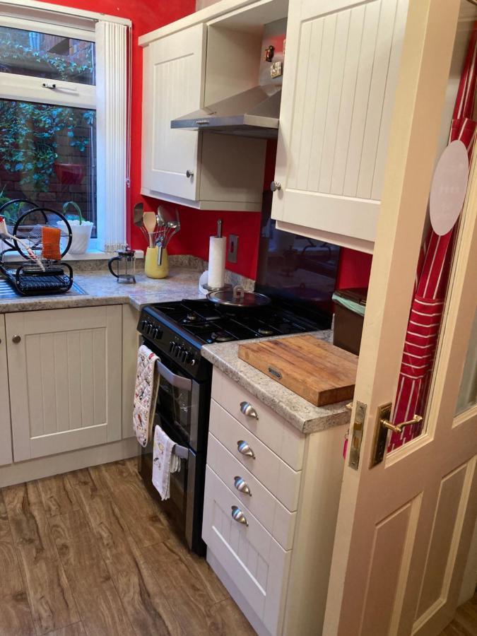 Mountroyal Victorian Studio Self Catering Apartment 3 Belfast Exterior photo