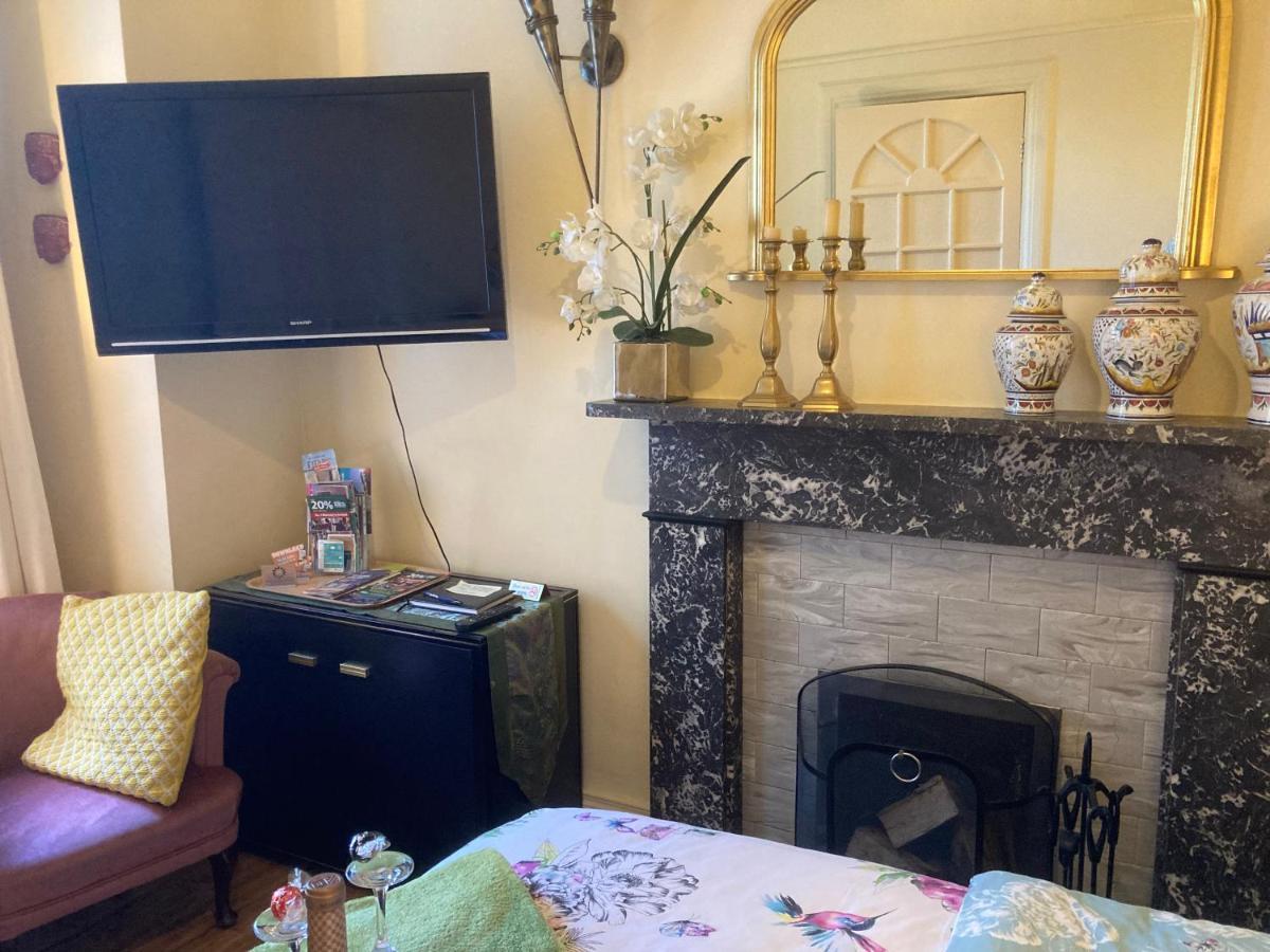 Mountroyal Victorian Studio Self Catering Apartment 3 Belfast Exterior photo