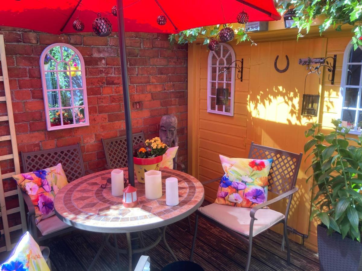 Mountroyal Victorian Studio Self Catering Apartment 3 Belfast Exterior photo