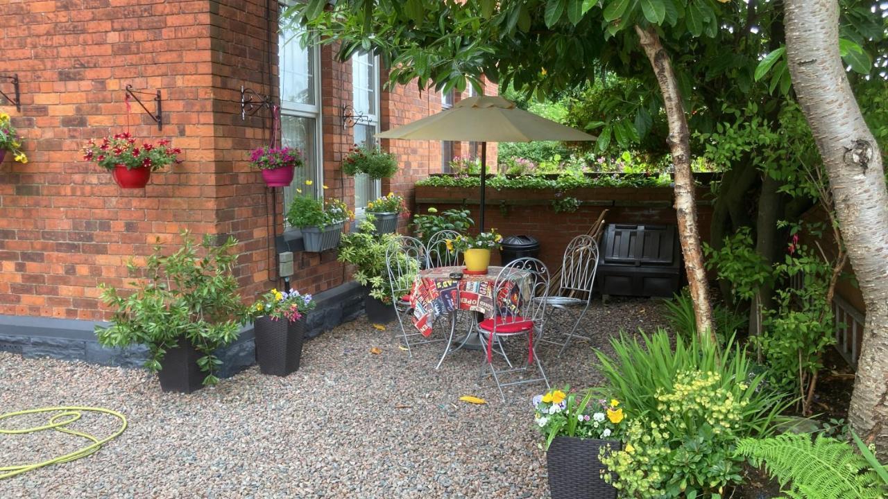 Mountroyal Victorian Studio Self Catering Apartment 3 Belfast Exterior photo